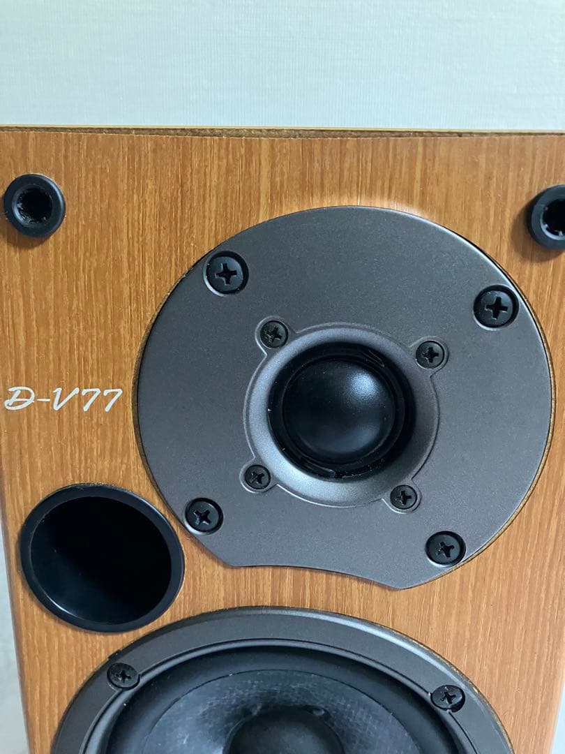 Onkyo Speakers M3588 D-V77