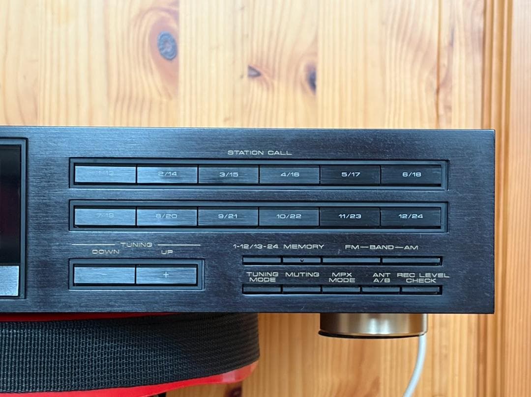 Pioneer Radio Tuners F-717 Fm/Am