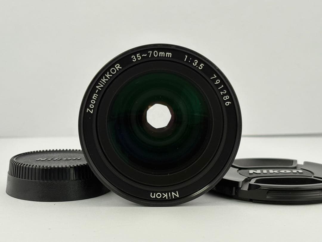Nikon Prime Lenses Ai Zoom-Nikkor 35-70Mm F3.5