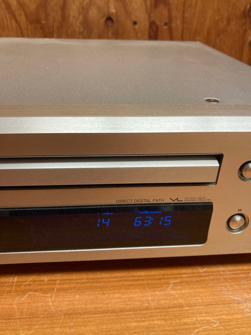 Onkyo Cd Sacd Player C-733