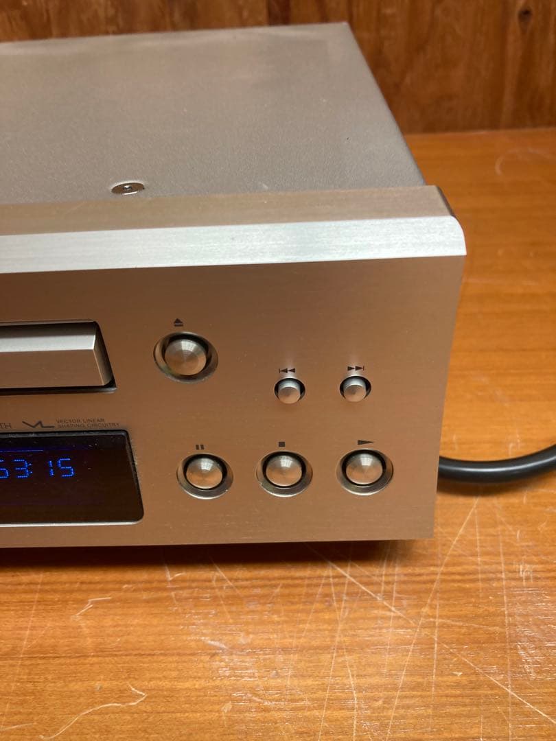 Onkyo Cd Sacd Player C-733
