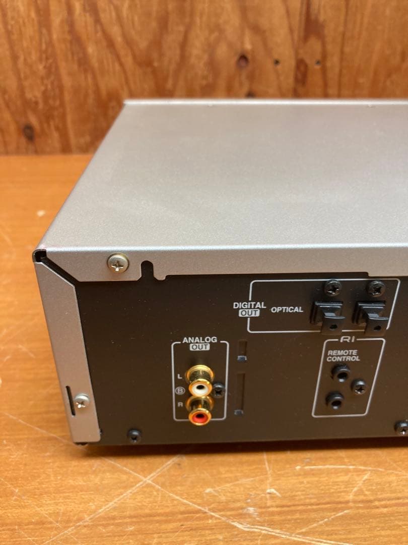 Onkyo Cd Sacd Player C-733