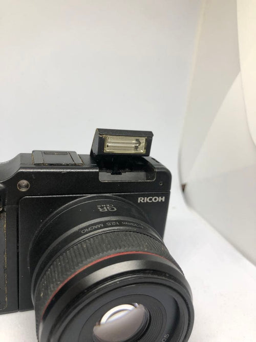 Ricoh Compact Digital Camera Gxr Gr F/2.5M