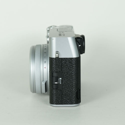 Fujifilm Compact Digital Camera 1,200 X100Vi