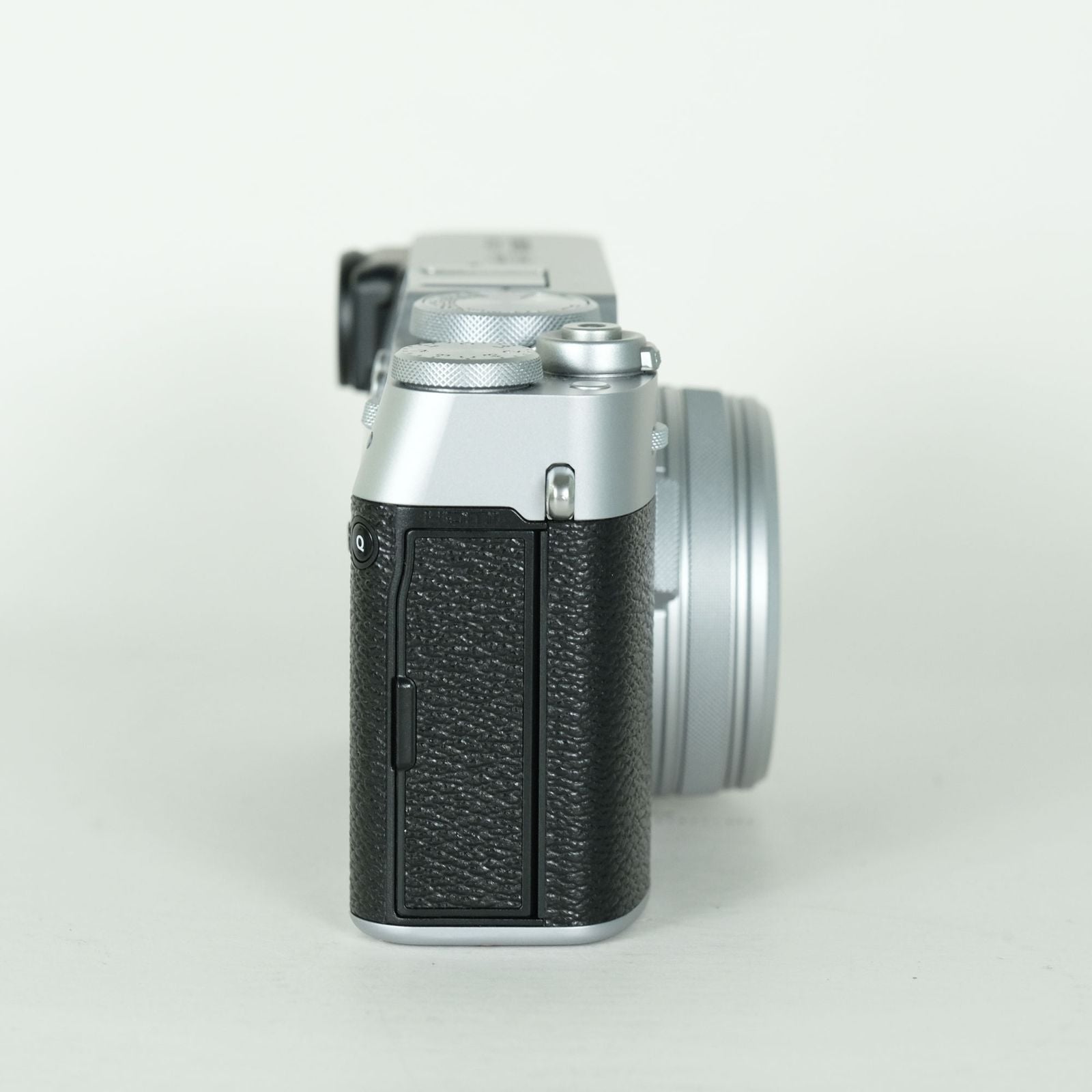 Fujifilm Compact Digital Camera 1,200 X100Vi