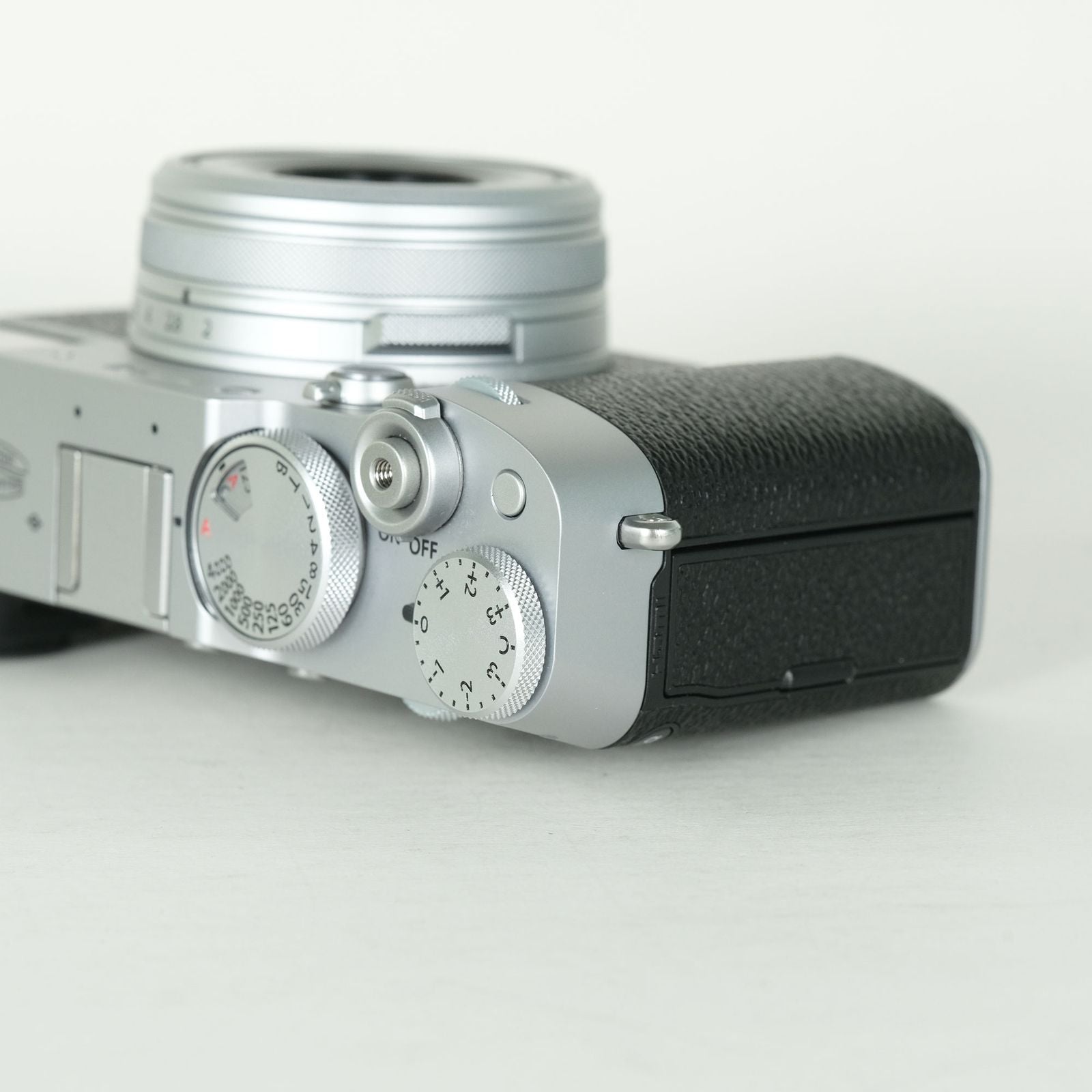 Fujifilm Compact Digital Camera 1,200 X100Vi