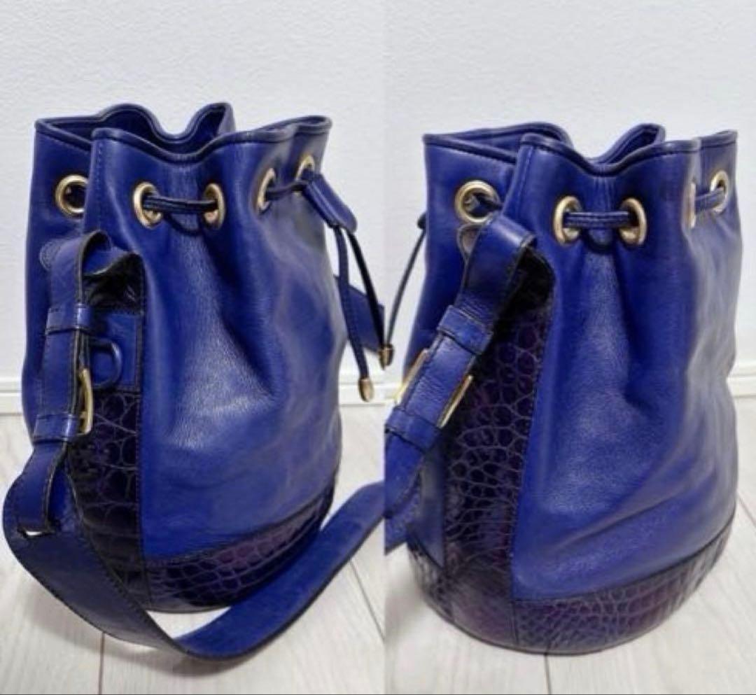 Loewe Shoulder Bags