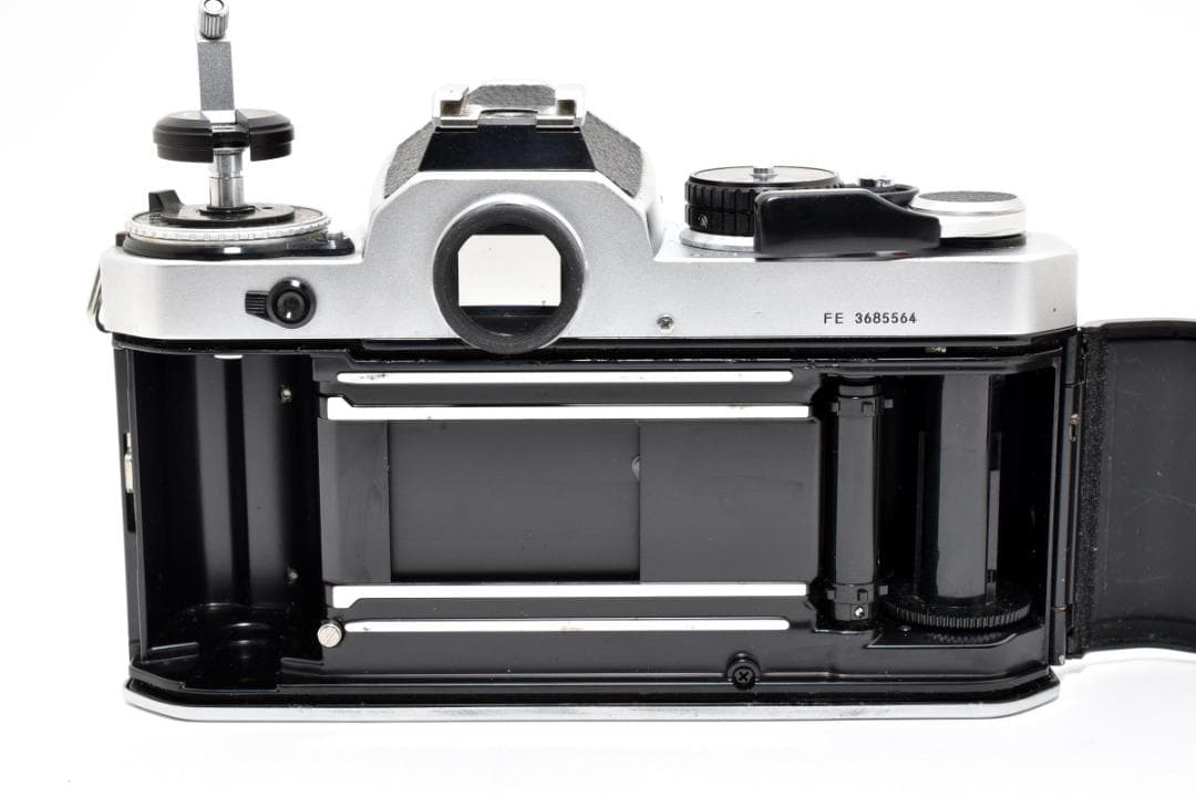 Nikon Slr Camera (Film) Fe M591