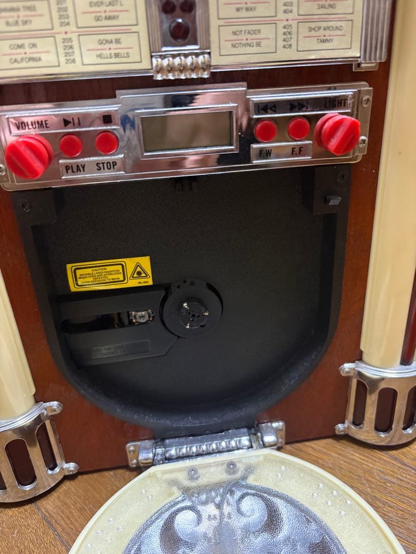 Antique Accessories Cd