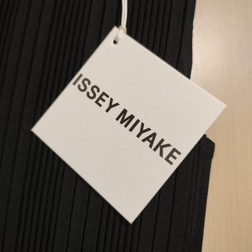 Pleats Please Sleeveless Issey Miyake Linen Like Rib