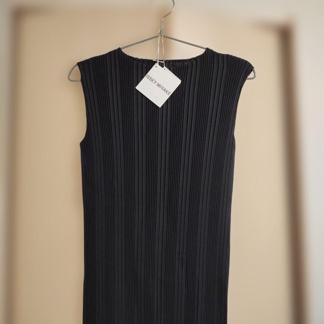 Pleats Please Sleeveless Issey Miyake Linen Like Rib
