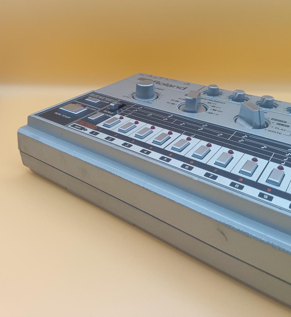 Roland Rhythm Machines Tr-606 Drumatix