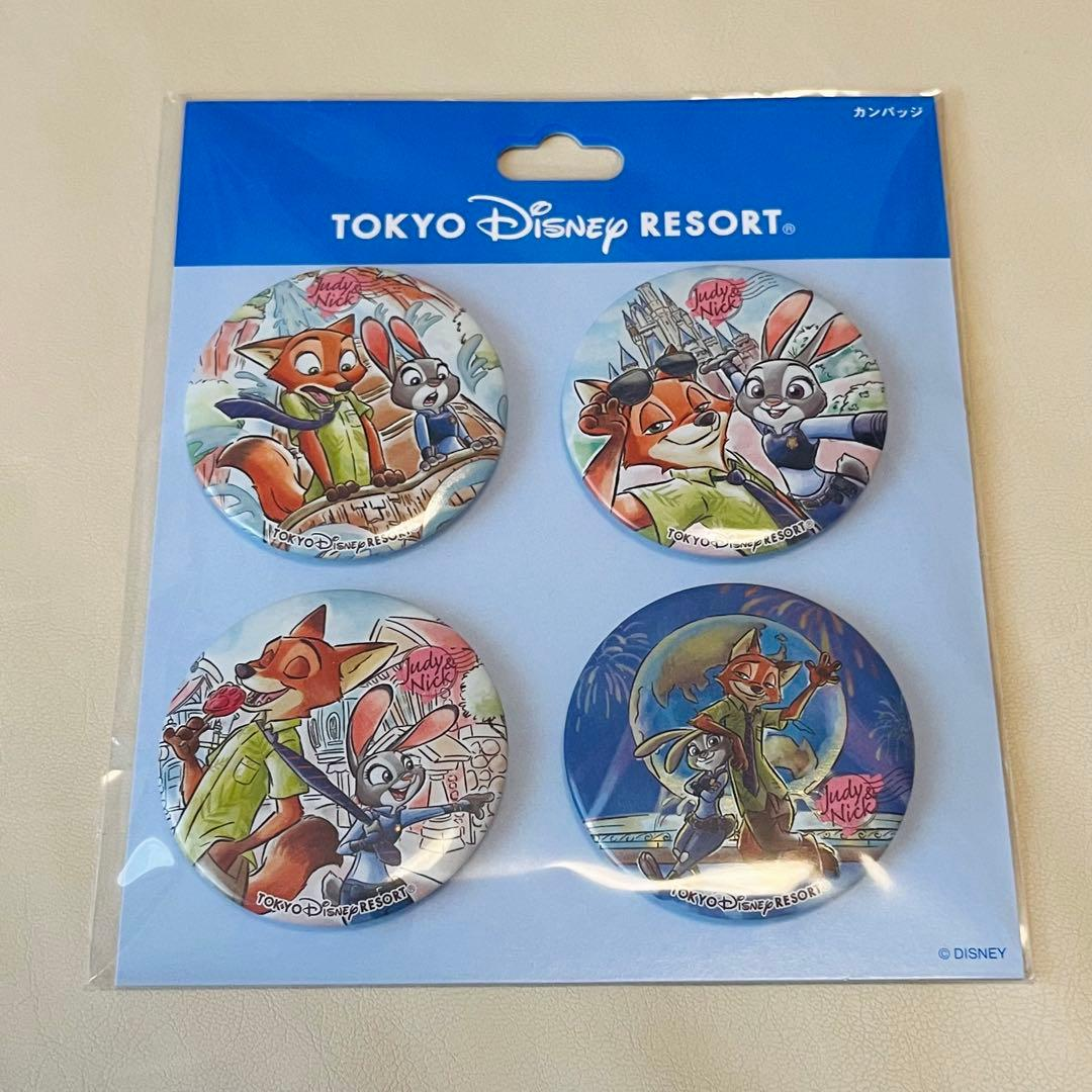 Pins, Pin Badges, Can
