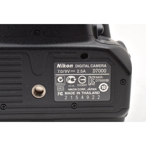 Nikon Digital Slrs D7000 18-105Mm