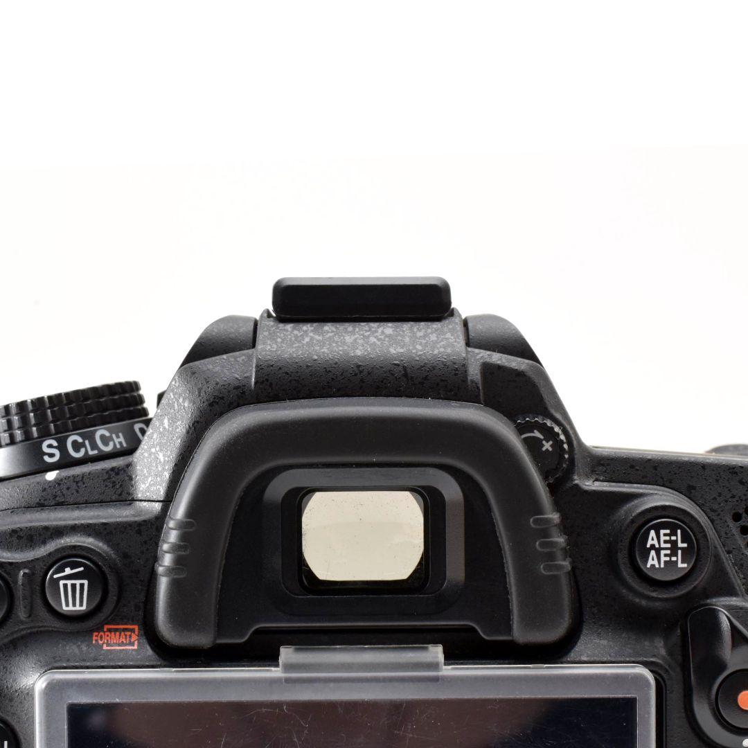 Nikon Digital Slrs D7000 18-105Mm