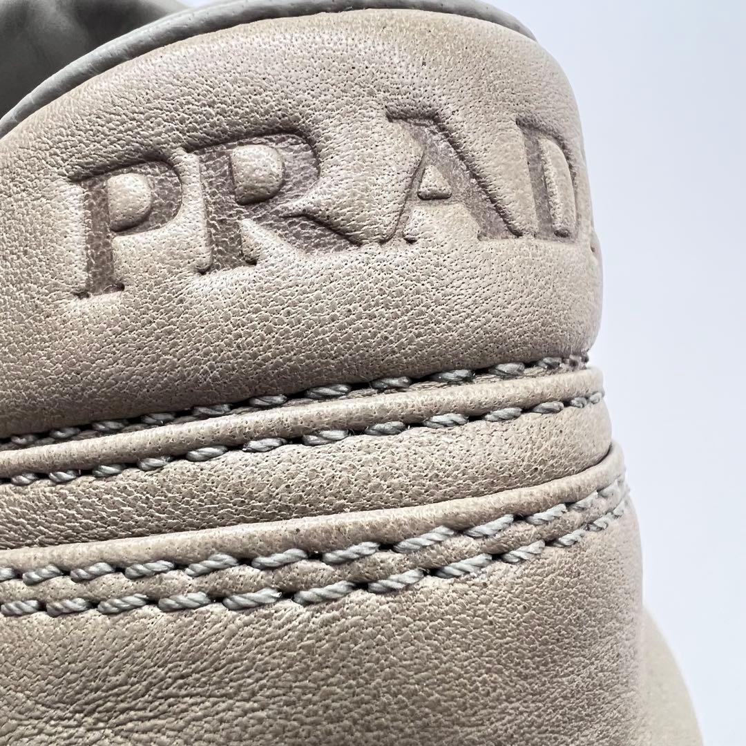 Prada Sneakers 2Ee364