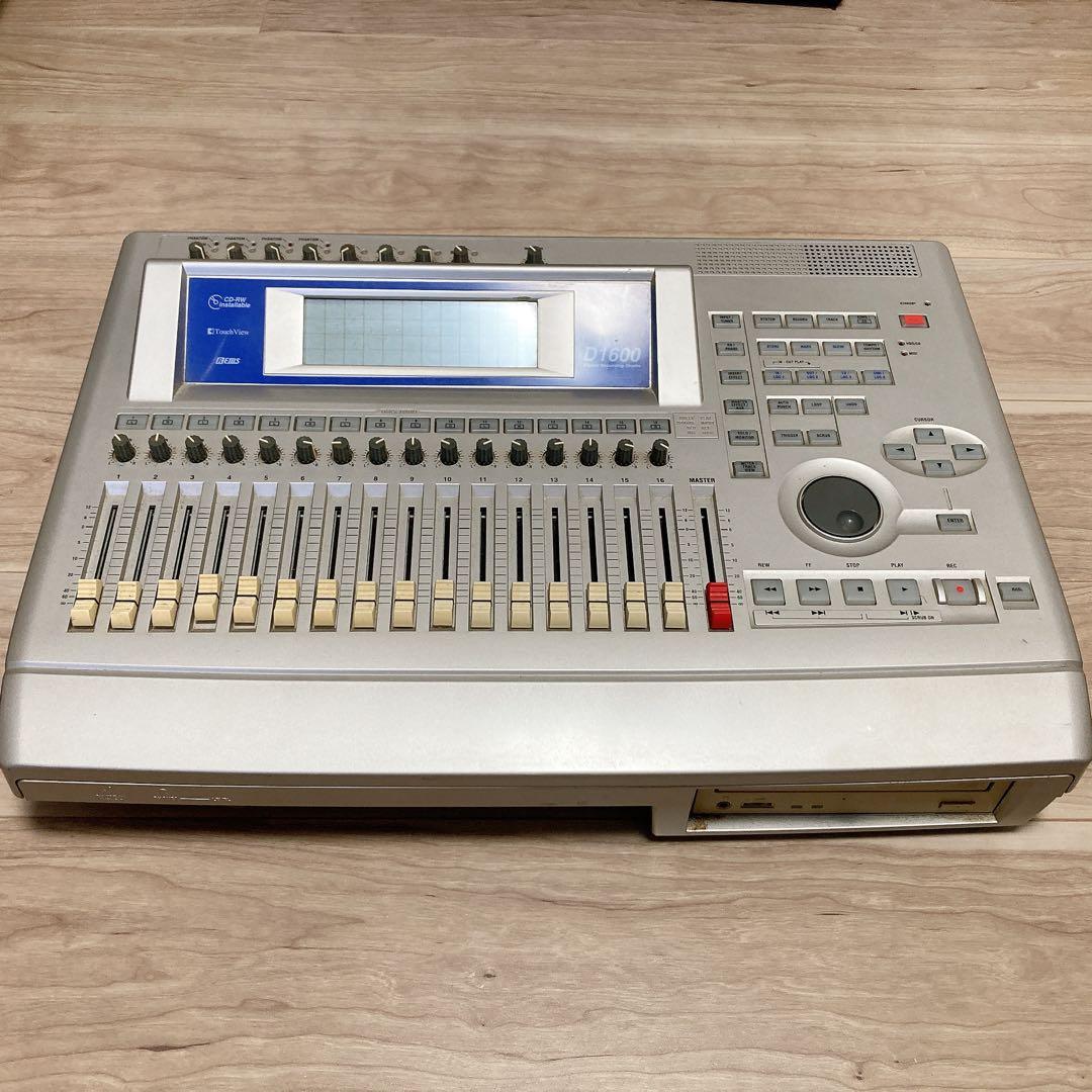 Korg Multi -Track Recorder D1600
