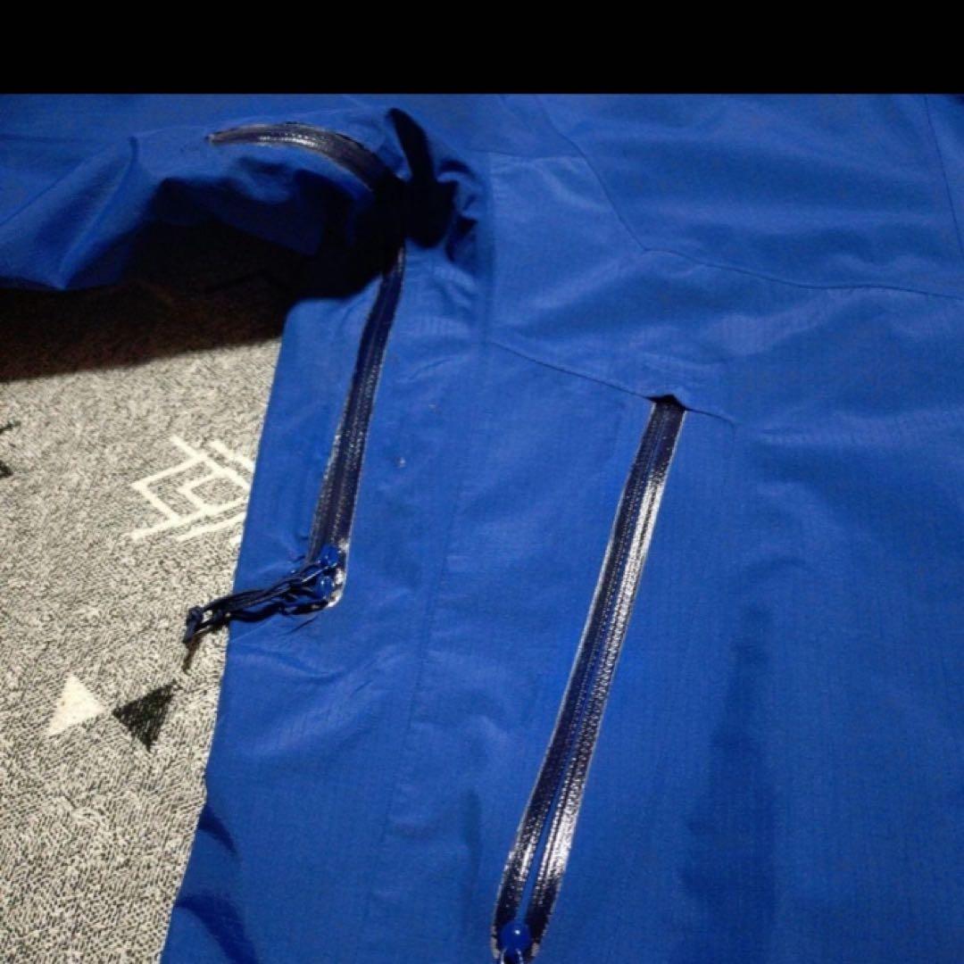 Arc'Teryx Mountain Parkas Lt S