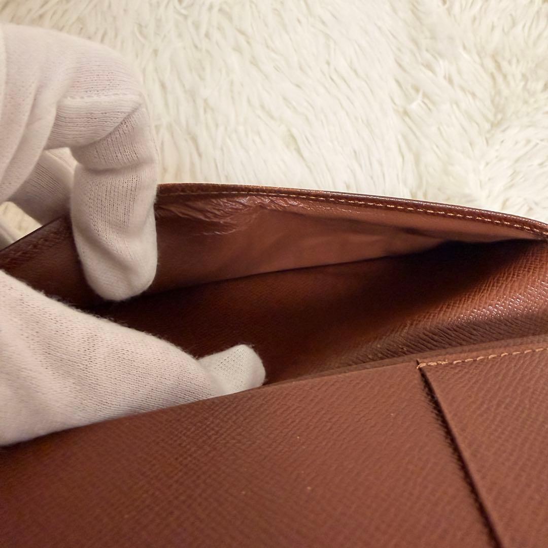 Louis Vuitton Bifold Wallets