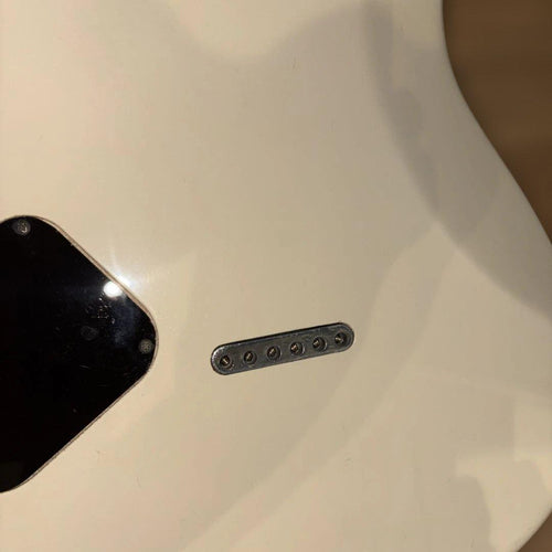 Yamaha Electric Guitar Sc700