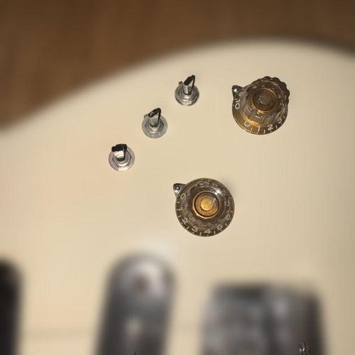 Yamaha Electric Guitar Sc700