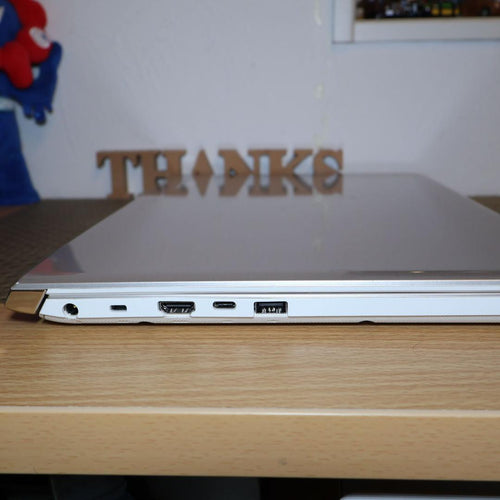 Dynabook Windows Laptops Win11 Cpu 8G/Ssd/Dvd/ /Hdmi/ /Fhd