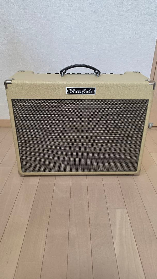 Roland Guitar Amplifiers 2023 Blues Cube Artist 112 80W