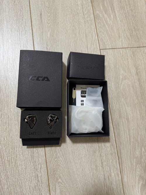 Recableable Earphones Cca Rhapsody
