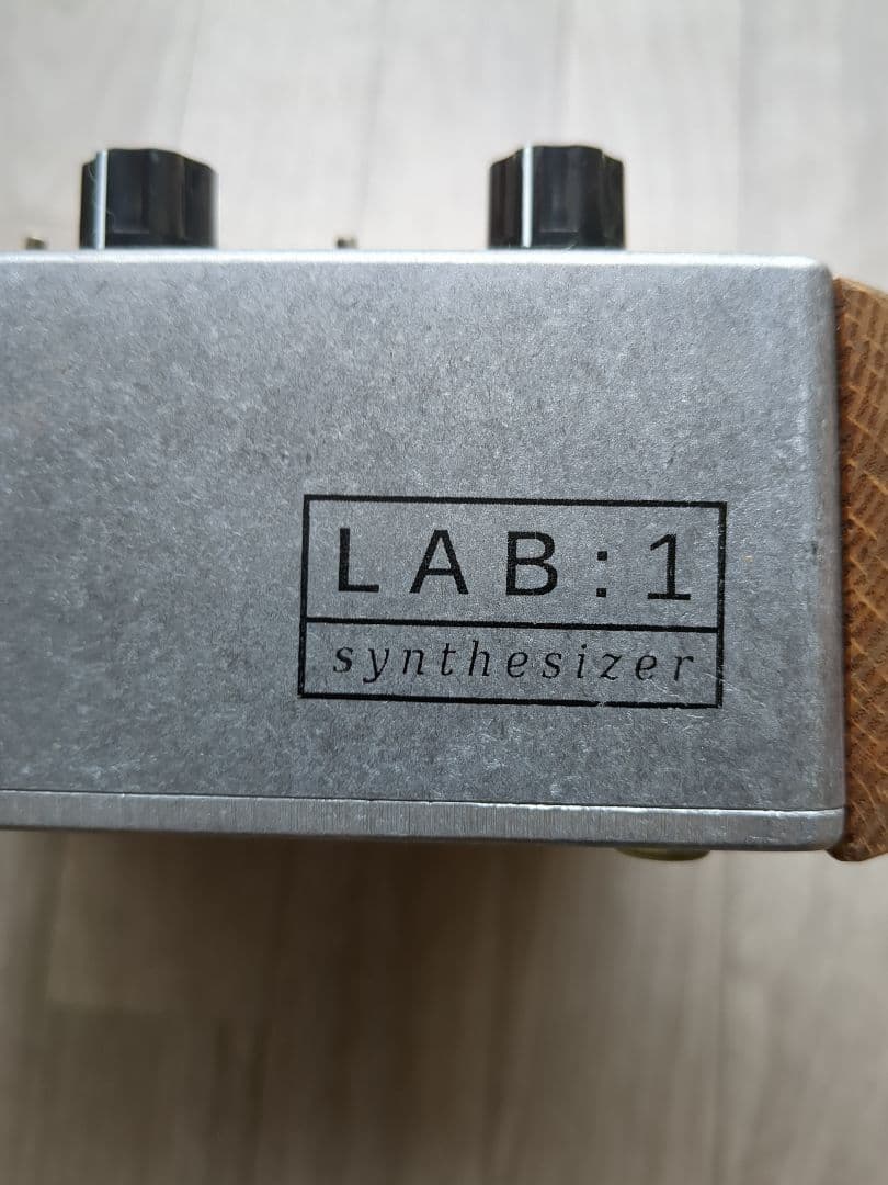 Analog Synthesizers Artificial Noise Lab: 1
