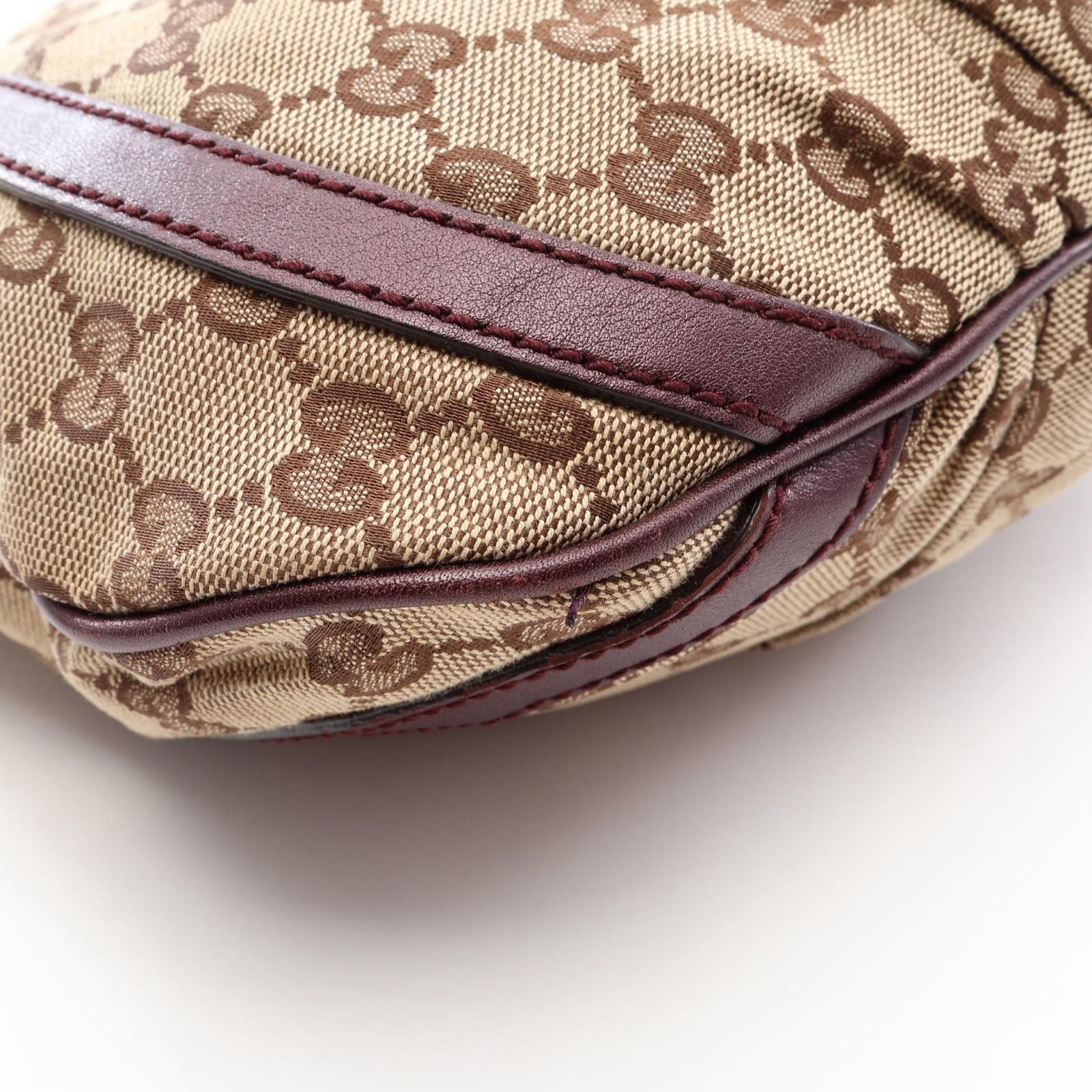 Gucci Shoulder Bag