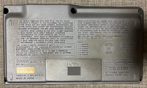 Hardware Instruments Yamaha Qy70