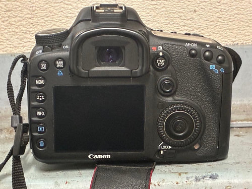 Canon Digital Slrs Eos 7D Ef-S 15-85Mm
