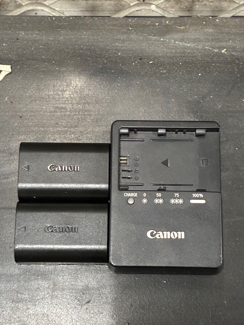 Canon Digital Slrs Eos 7D Ef-S 15-85Mm