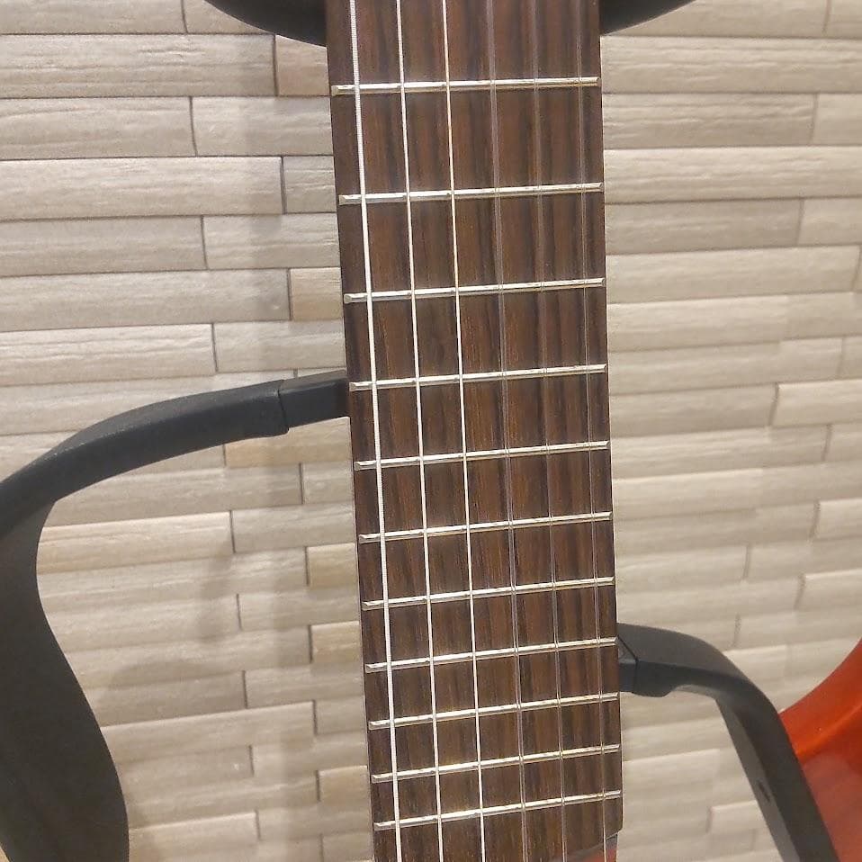 Classical Guitars Yamaha Slg110N Qm Cmb