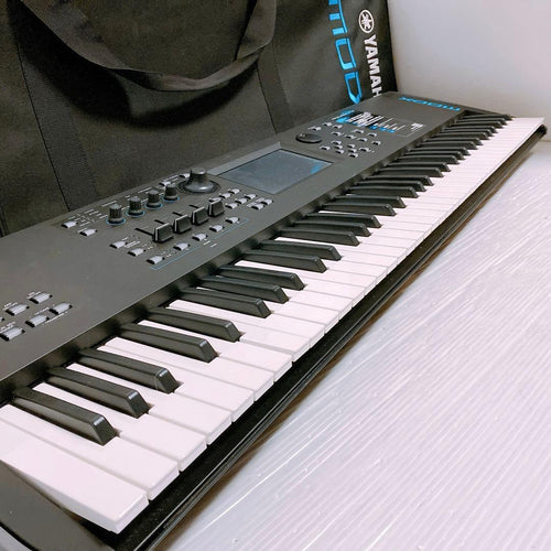 Yamaha Other Modx7 74