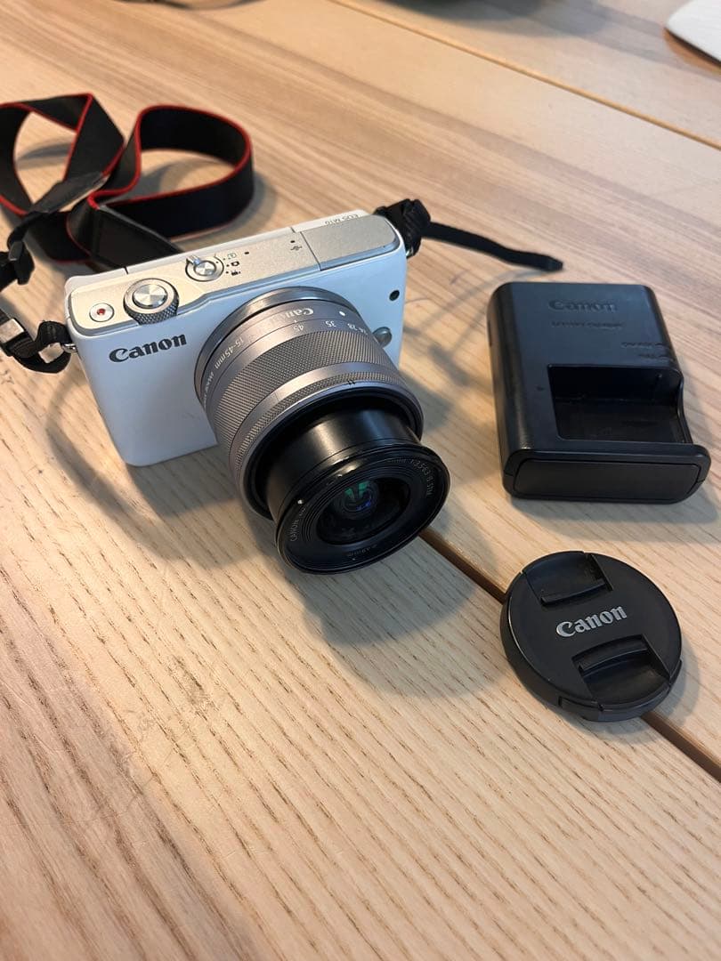 Canon Mirrorless Interchangeable Lens Cameras Eos M10