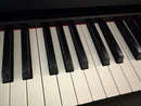 Yamaha Keyboards Digital Pianos Clp-645B