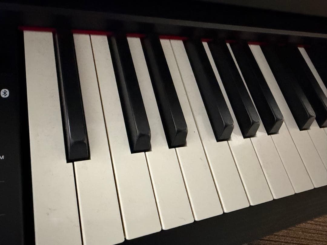 Yamaha Keyboards Digital Pianos Clp-645B