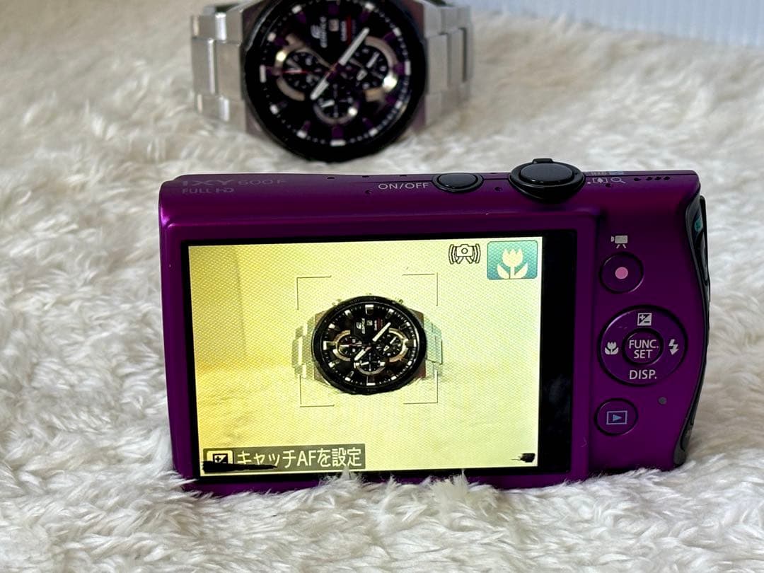 Canon Compact Digital Camera Ixy 600F