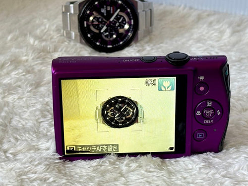 Canon Compact Digital Camera Ixy 600F
