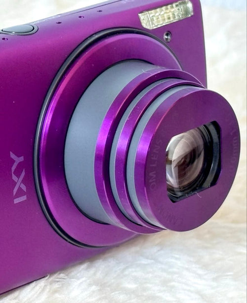 Canon Compact Digital Camera Ixy 600F