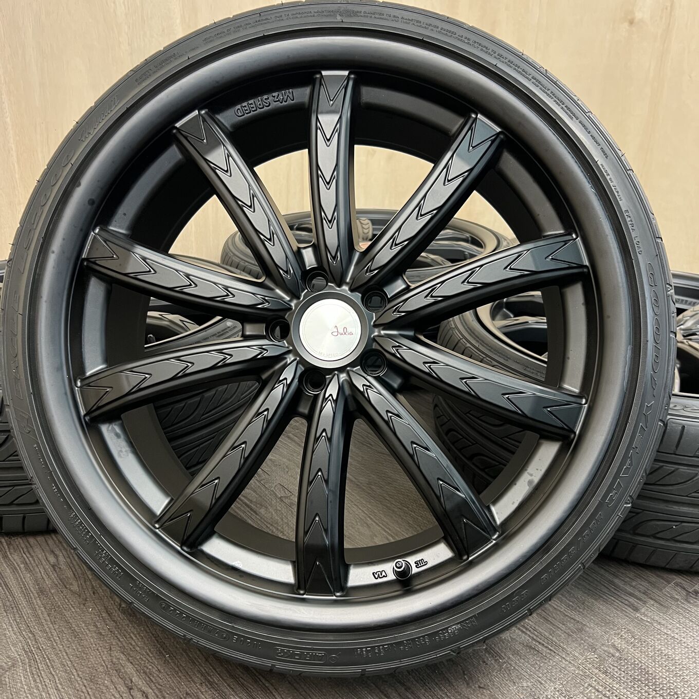M'Z Speed 19 Inches Julia 5X100 #184D40426