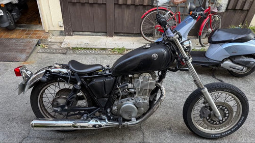 Yamaha Motorcycle Body Sr400