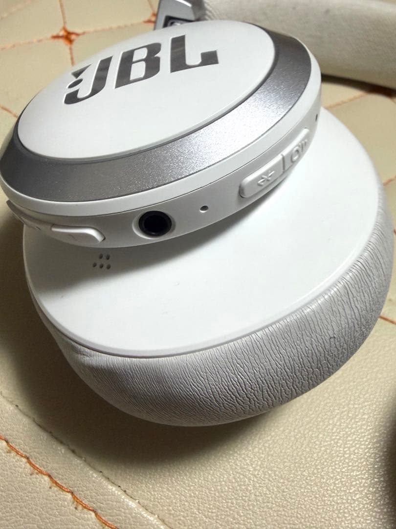 Jbl Wireless Headphones Live770Nc
