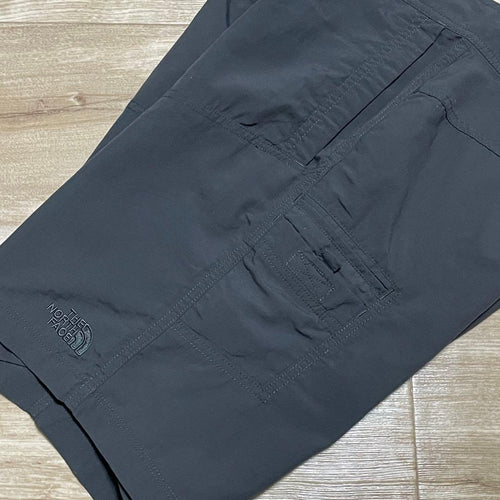 The North Face Shorts Bermuda [30]
