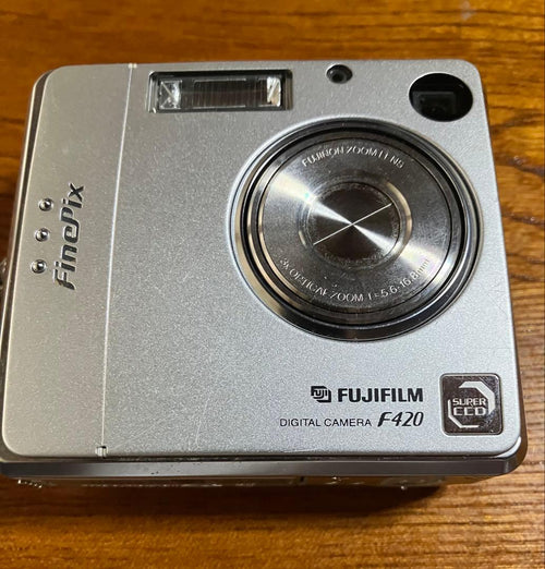 Fujifilm Compact Digital Cameras Finepix F420