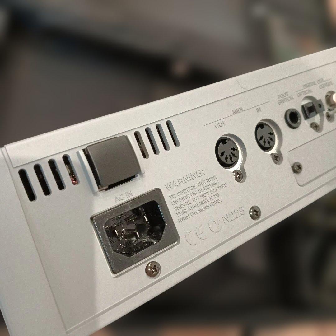 Roland Multi -Track Recorder Vs-840Ex