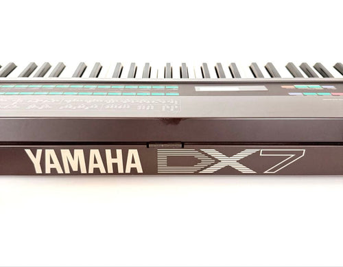 Analog Synthesizers Yamaha Dx7