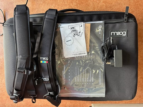 Analog Synthesizer Moog Messenger