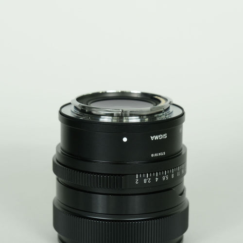 Sigma Lens (Single Focus) F2 Dg Dn Contemporary L Leica